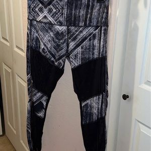 Lululemon leggings size 12